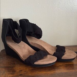 Lucky Brand Black and Tan Wedge Sandals with Ruffle Detail